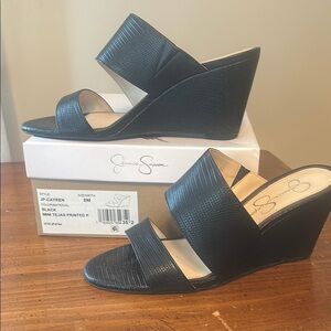 Jessica Simpson Black Wedge Shoes with Contoured Footbed
